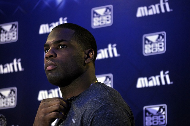 每体：帕尔梅拉斯报价2500万欧买罗克80%所有权，给球员队内顶薪.