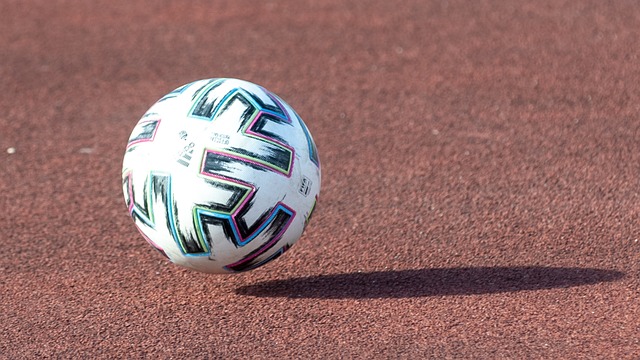 使球员在困 使球员在困